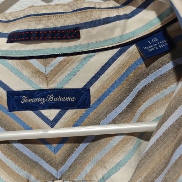 100% Silk Tommy Bahama Shirt Large Long Sleeve Button Up Collared - Picture 3 of 6